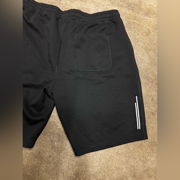 Kenneth Cole shorts size XL Men’s Active - Picture 4 of 9